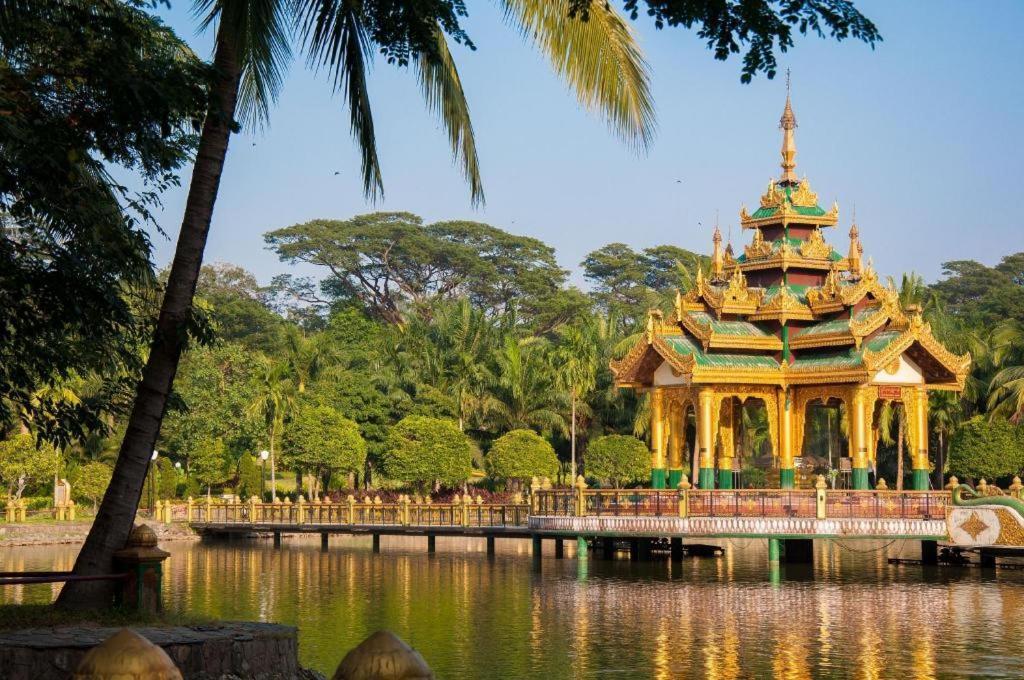 Virati Hotel Yangon Luaran gambar