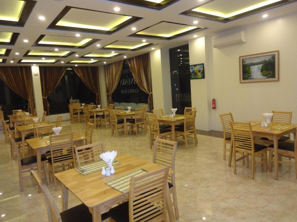 Virati Hotel Yangon Luaran gambar