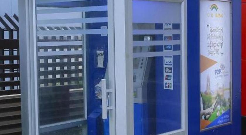 Virati Hotel Yangon Luaran gambar
