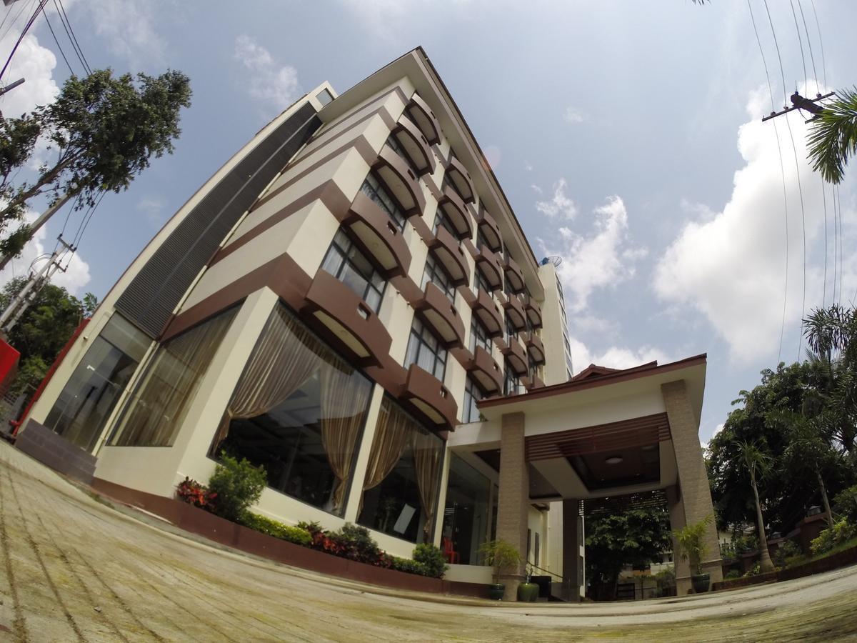 Virati Hotel Yangon Luaran gambar